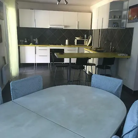 130m2, A 2 Km De La Mer